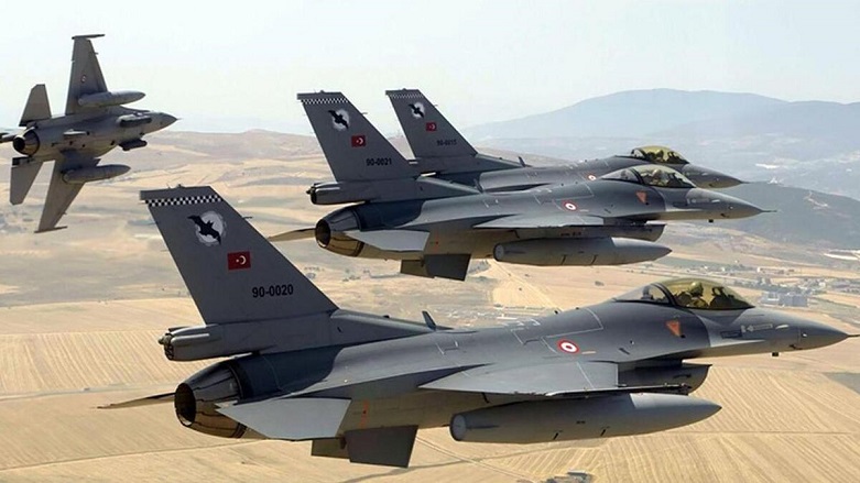 Gözlemevi: Türk savaş uçakları Suriye askerlerini vurdu
